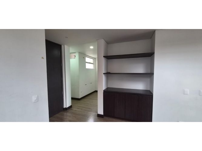 Casa de 3 alcobas en venta en El Belen, Cajicá, 254 m² · foto 14 de 20