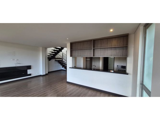 Casa de 3 alcobas en venta en El Belen, Cajicá, 254 m² · foto 17 de 20
