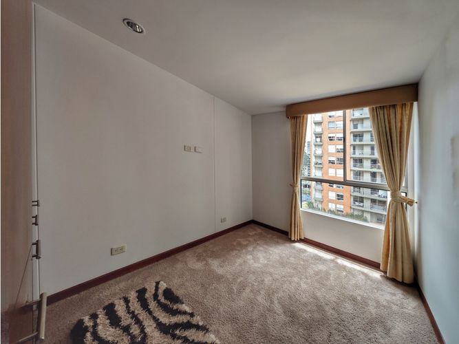 Apartamento de 3 alcobas en venta en Colina Campestre, Bogotá, 132 m² · foto 9 de 24