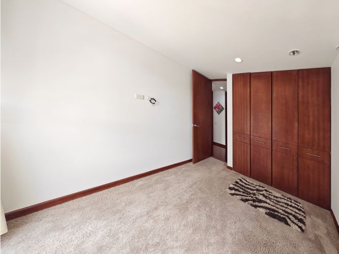 Apartamento de 3 alcobas en venta en Colina Campestre, Bogotá, 132 m² · foto 10 de 24