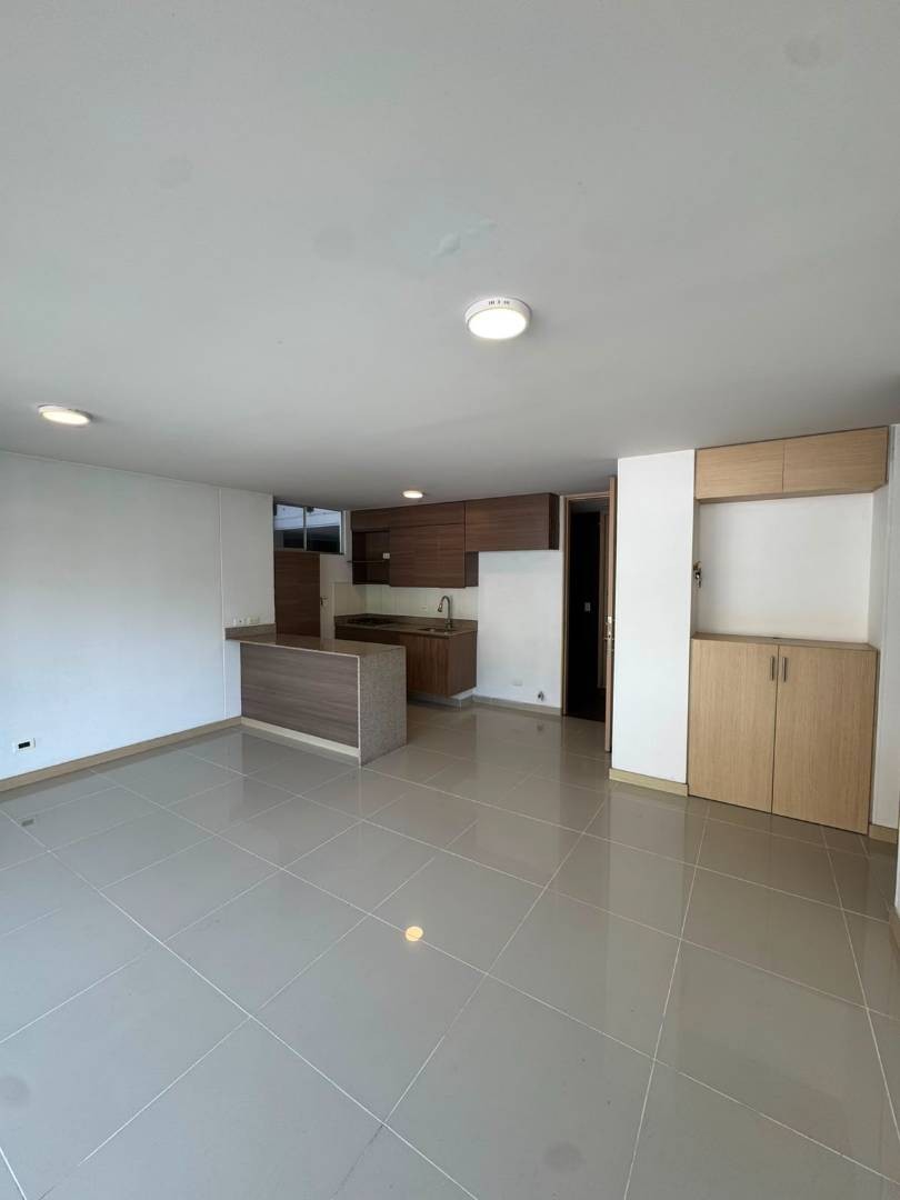 Apartment for rent in Loma del Indio, Medellín