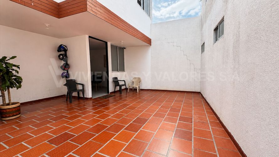 Casa de 3 alcobas en venta en La Cordialidad, Los Patios, 146 m² · foto 8 de 9