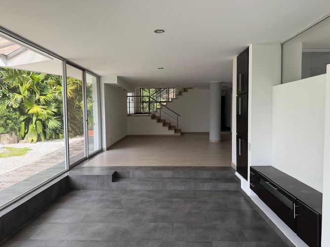 Casa de 3 alcobas en venta en Cabecera Del Llano, Bucaramanga, 450 m² · foto 8 de 16