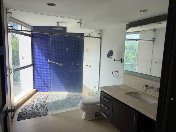 Casa de 3 alcobas en venta en Cabecera Del Llano, Bucaramanga, 450 m² · foto 13 de 16