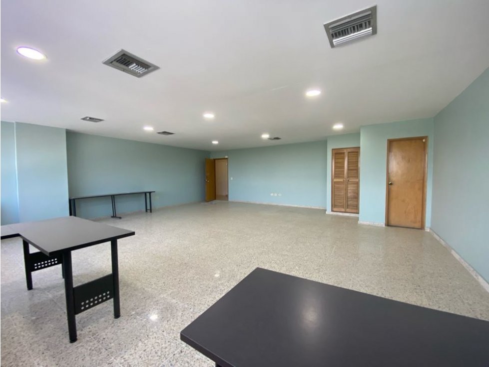 Office for rent in El prado, Santa marta