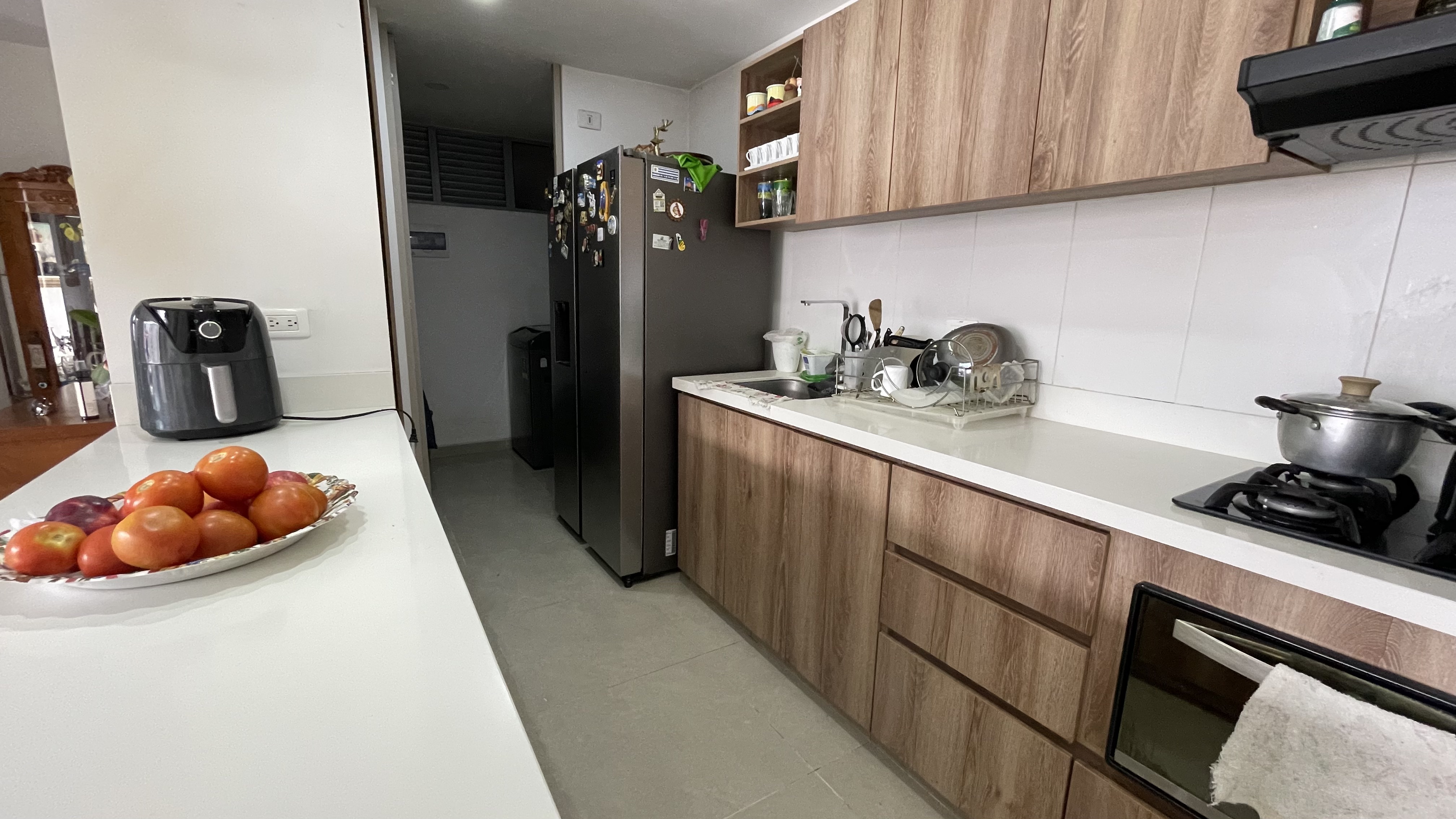 Apartamento en venta en El Poblado, Medellín · foto 2 de 23
