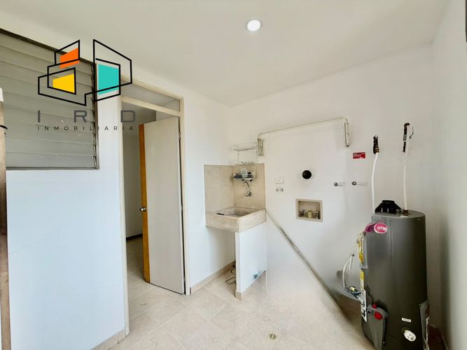 Apartamento de 4 alcobas en arriendo en El Tesoro, Medellín, 210 m² · foto 6 de 24