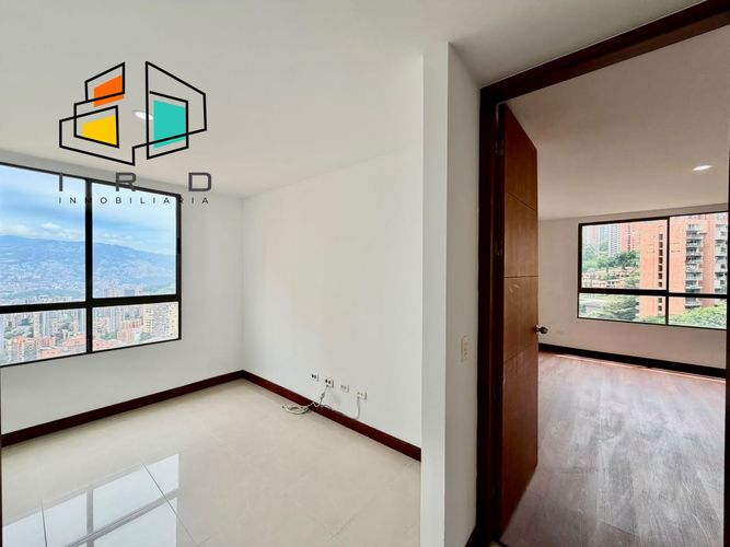 Apartamento de 4 alcobas en arriendo en El Tesoro, Medellín, 210 m² · foto 12 de 24