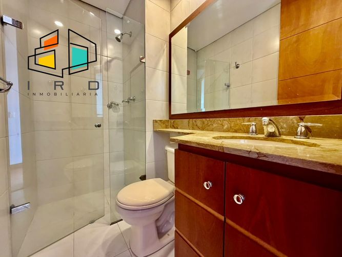 Apartamento de 4 alcobas en arriendo en El Tesoro, Medellín, 210 m² · foto 16 de 24