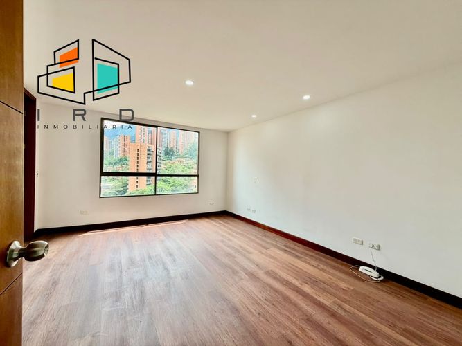 Apartamento de 4 alcobas en arriendo en El Tesoro, Medellín, 210 m² · foto 18 de 24