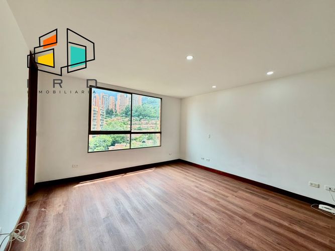 Apartamento de 4 alcobas en arriendo en El Tesoro, Medellín, 210 m² · foto 20 de 24