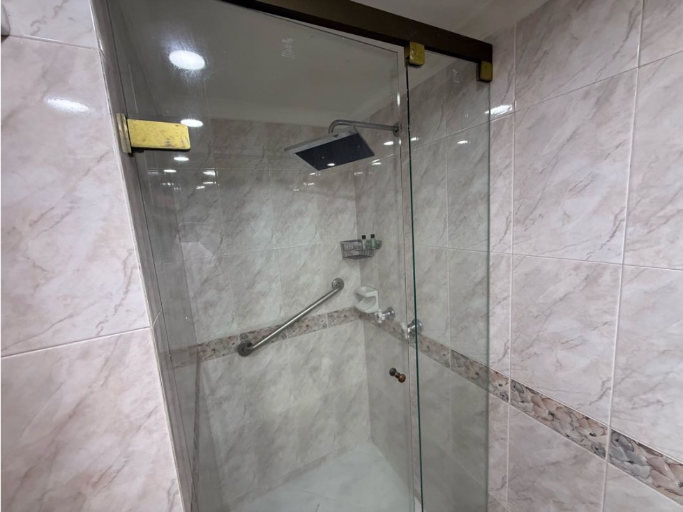 Apartamento en arriendo en Rodadero Sur, Santa Marta · foto 17 de 24