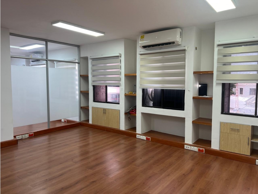 Office for rent in Centro, Santa marta