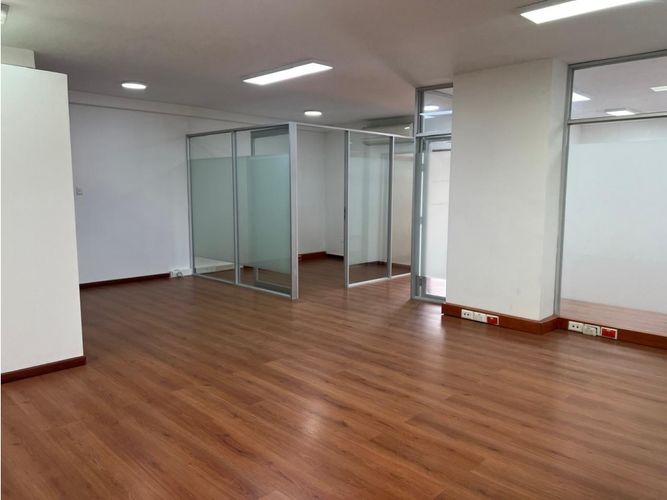 Oficina en arriendo en Centro, Santa Marta, 104 m² · foto 2 de 20