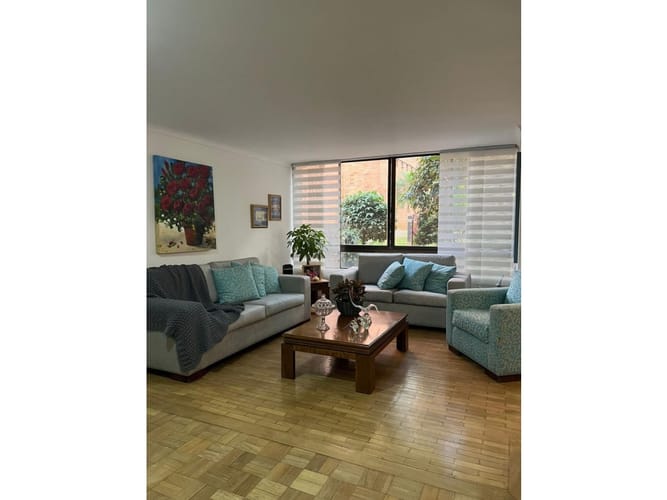 Apartamento de 3 alcobas en arriendo en Las Lomas, Medellín, 180 m² · foto 2 de 19