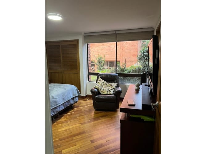 Apartamento de 3 alcobas en arriendo en Las Lomas, Medellín, 180 m² · foto 16 de 19