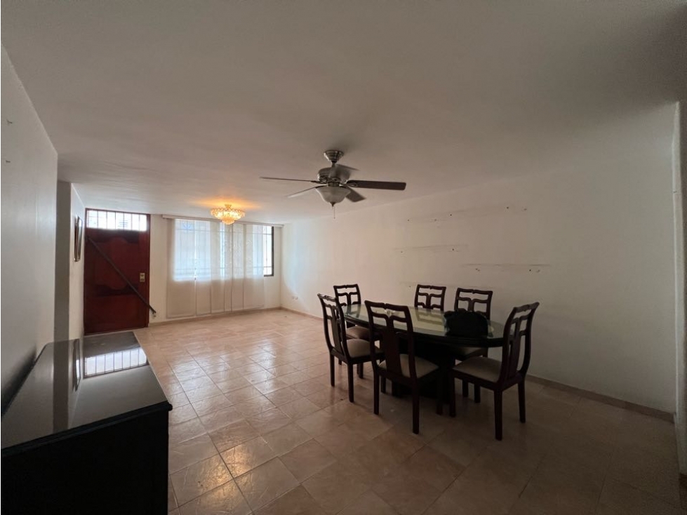 Apartamento en venta en Los Alcazares, Santa Marta · foto 2 de 13