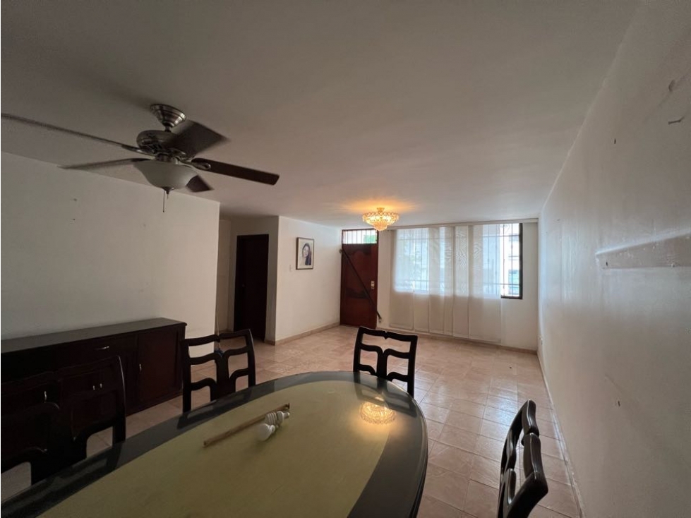 Apartamento en venta en Los Alcazares, Santa Marta · foto 3 de 13