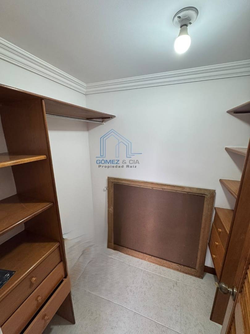 Apartamento en venta en Laureles, Medellín · foto 8 de 16