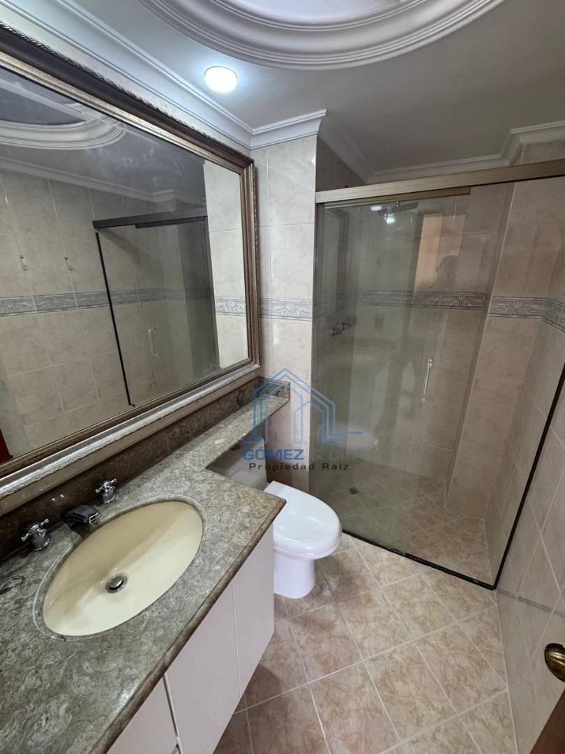 Apartamento en venta en Laureles, Medellín · foto 13 de 16