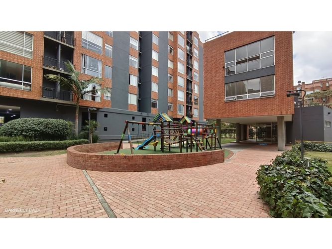 Apartamento de 3 alcobas en venta en Colina Campestre, Bogotá, 166 m² · foto 21 de 24