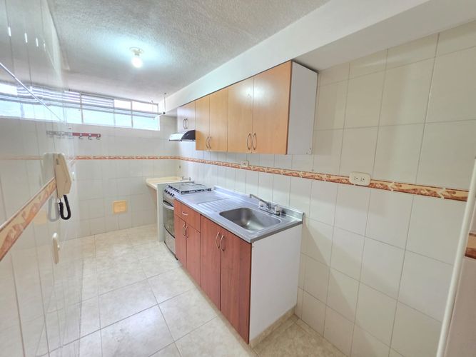 Apartamento de 3 alcobas en venta en Caldas, Bucaramanga, 65 m² · foto 2 de 11