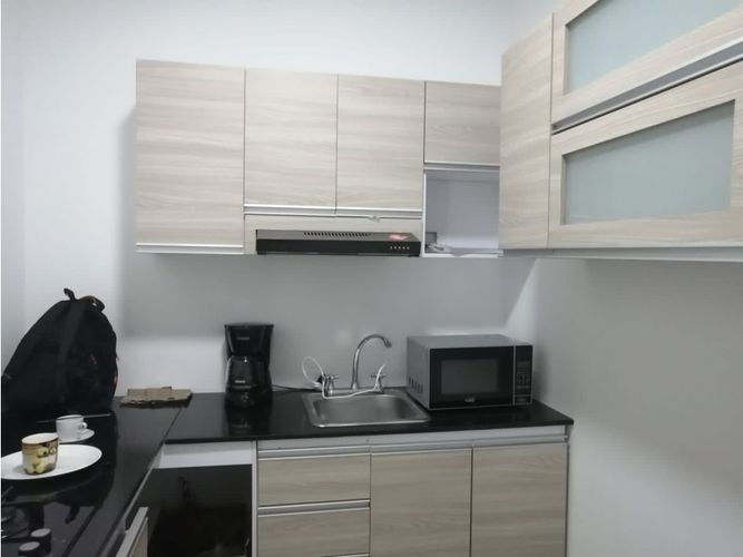 Casa de 6 alcobas en venta en Ciudad Jardin, Cali, 353 m² · foto 4 de 17