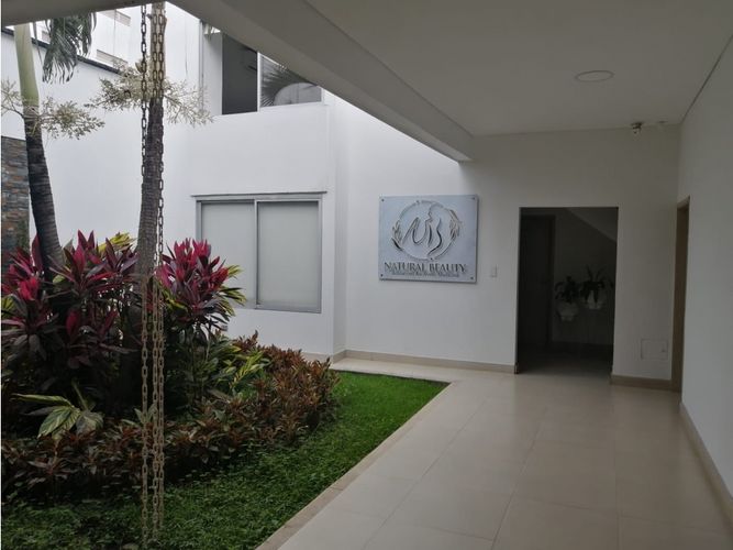 Casa de 6 alcobas en venta en Ciudad Jardin, Cali, 353 m² · foto 14 de 17