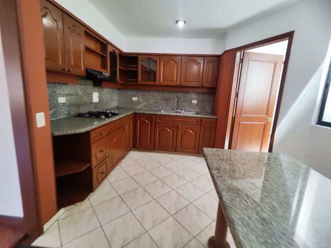 Apartamento en venta en Ciudad Salitre, Bogotá · foto 13 de 24