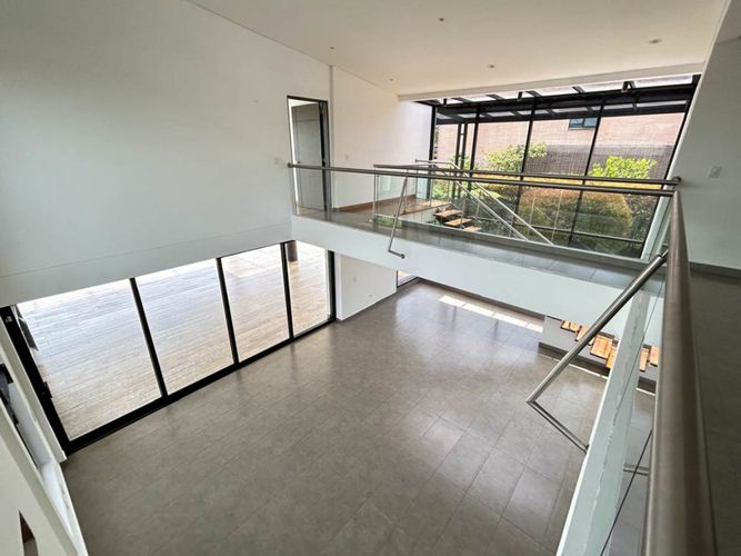 Casa de 5 alcobas en venta en Sajonia, Rionegro, 350 m² · foto 7 de 15