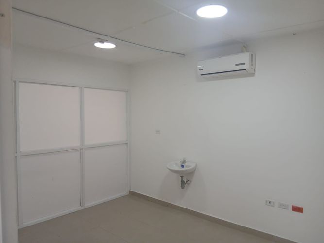 Oficina en arriendo en San Vicente, Barranquilla, 554 m² · foto 3 de 22