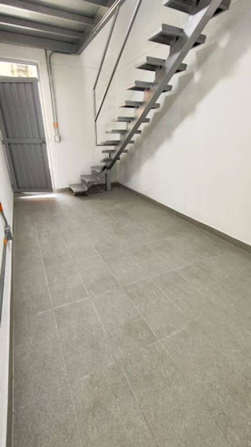 Bodega en arriendo en Loma Del Escobero, Envigado, 27 m² · foto 2 de 14