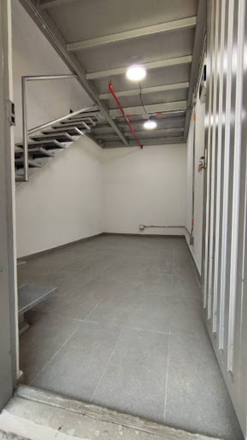 Bodega en arriendo en Loma Del Escobero, Envigado, 27 m² · foto 3 de 14