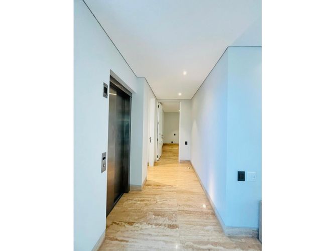 Casa de 4 alcobas en venta en Pance, Cali, 622 m² · foto 4 de 24