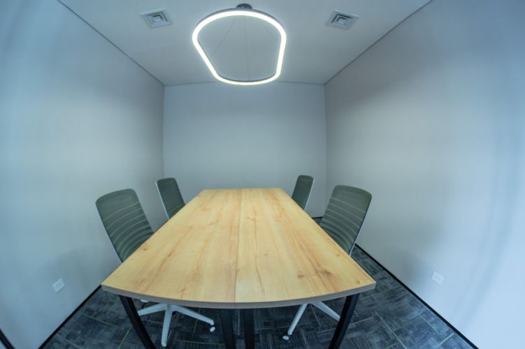 Oficina en arriendo en U.D. Atanasio Girardot, Medellín, 240 m² · foto 7 de 24