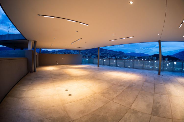 Oficina en arriendo en U.D. Atanasio Girardot, Medellín, 240 m² · foto 19 de 24