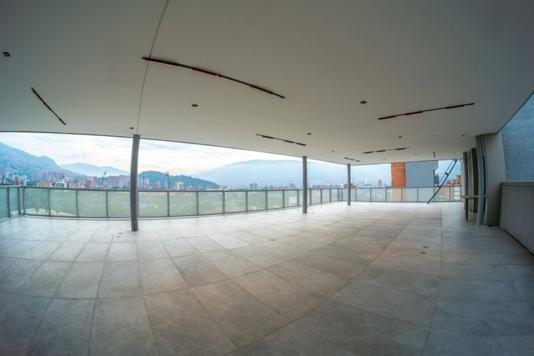 Oficina en arriendo en U.D. Atanasio Girardot, Medellín, 240 m² · foto 21 de 24