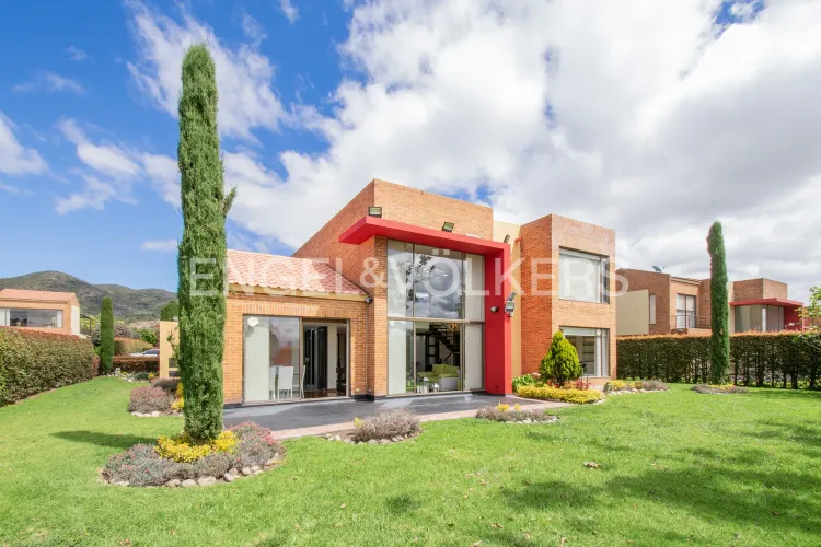Casa de 4 alcobas en arriendo en Siberia, Cota, 232 m² · foto 15 de 15