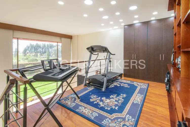 Casa de 4 alcobas en arriendo en Siberia, Cota, 232 m² · foto 9 de 15