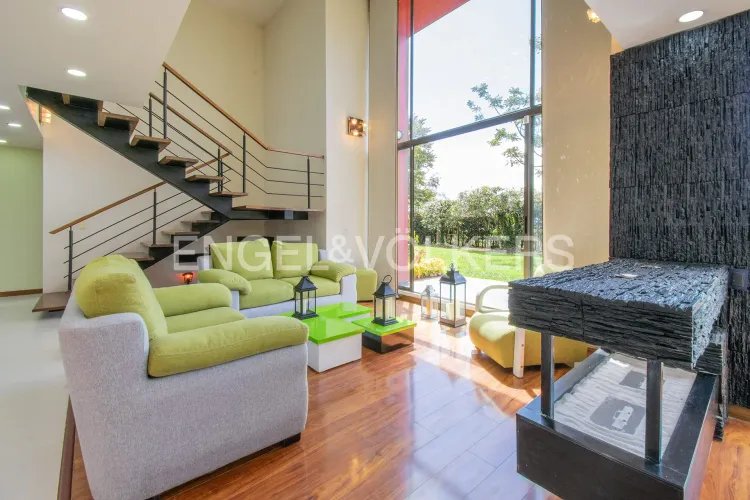 Casa de 4 alcobas en arriendo en Siberia, Cota, 232 m² · foto 2 de 15