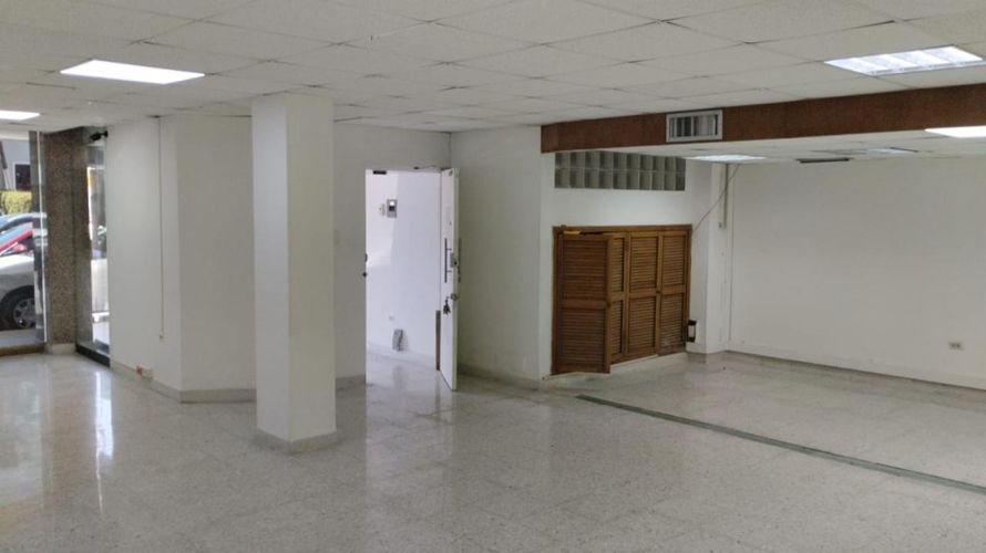 Local en arriendo en El Prado, Barranquilla, 357 m² · foto 7 de 21