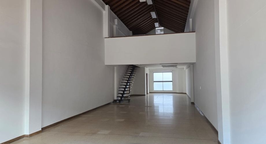 Local en arriendo en Castropol, Medellín, 150 m² · foto 2 de 12
