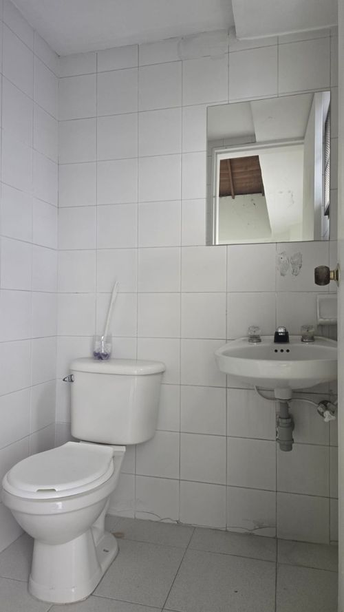 Local en arriendo en Castropol, Medellín, 150 m² · foto 8 de 12