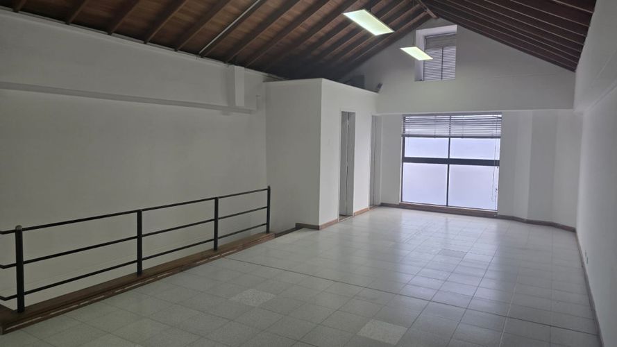 Local en arriendo en Castropol, Medellín, 150 m² · foto 9 de 12