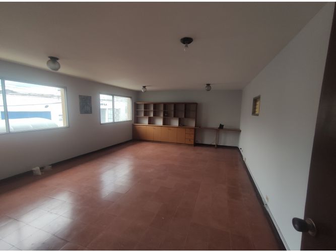 Bodega en arriendo en Los Naranjos, Itagüí, 1500 m² · foto 7 de 14