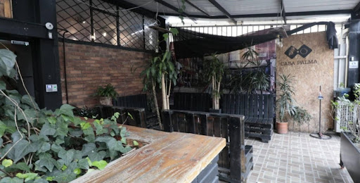 Casa en venta en Alcazares, Bogotá · foto 2 de 20