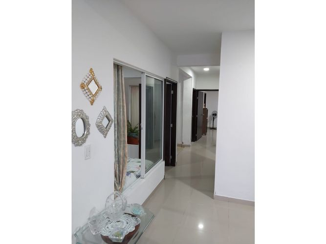 Casa de 9 alcobas en venta en Ub. Los Anturios, Jamundí, 504 m² · foto 5 de 24