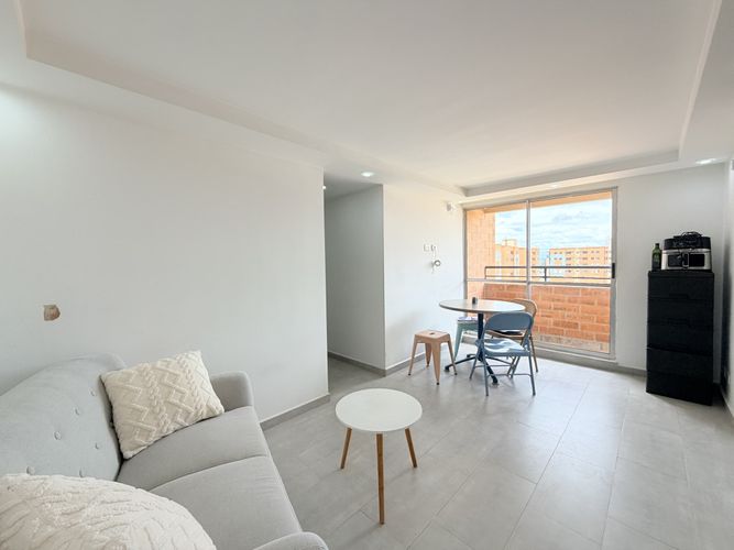 Apartamento de 3 alcobas en venta en La Prosperidad, Madrid, 51 m² · foto 9 de 24