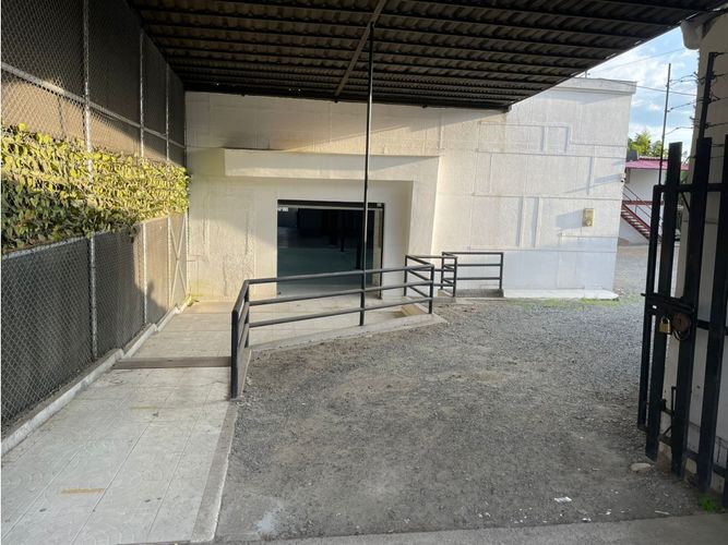 Bodega en arriendo en La Badea, Dosquebradas, 490 m² · foto 8 de 8