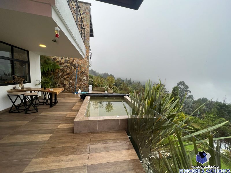 Casa de 4 alcobas en venta en La Catedral, Envigado · foto 8 de 24
